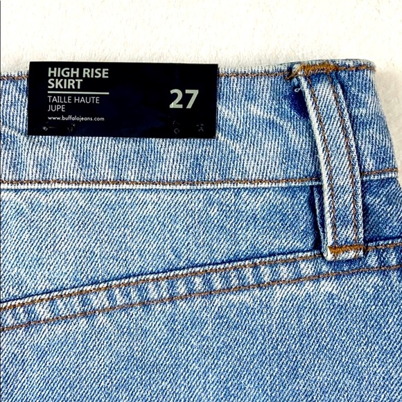 NWT [BUFFALO] High Rise Distressed Jean Skirt | Size 27 - Picture 4 of 4